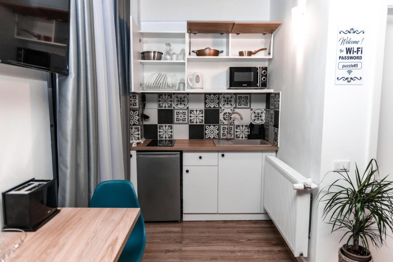 Puzzle Apartaments&Studios Крайова Экстерьер фото