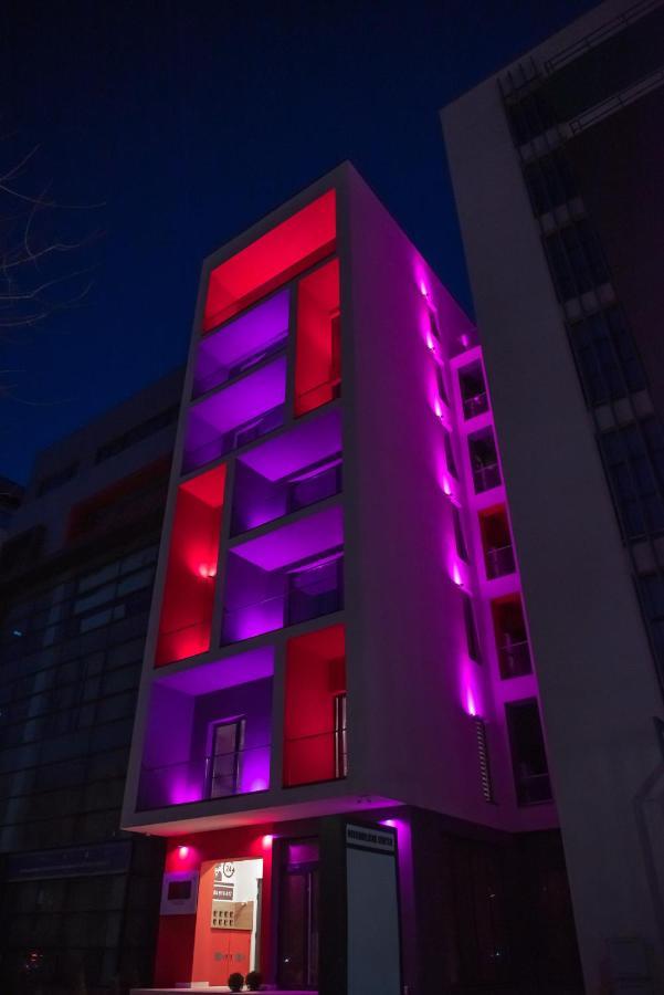 Puzzle Apartaments&Studios Крайова Экстерьер фото