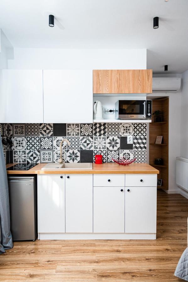 Puzzle Apartaments&Studios Крайова Экстерьер фото