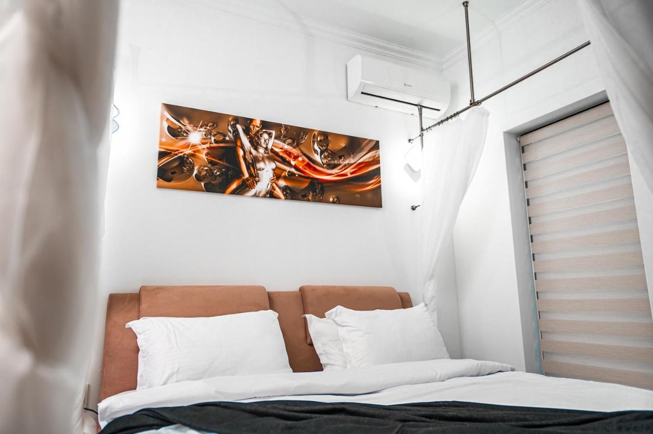 Puzzle Apartaments&Studios Крайова Экстерьер фото